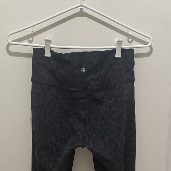 lululemon In Movement 7/8 Tight - Picture 6 of 7